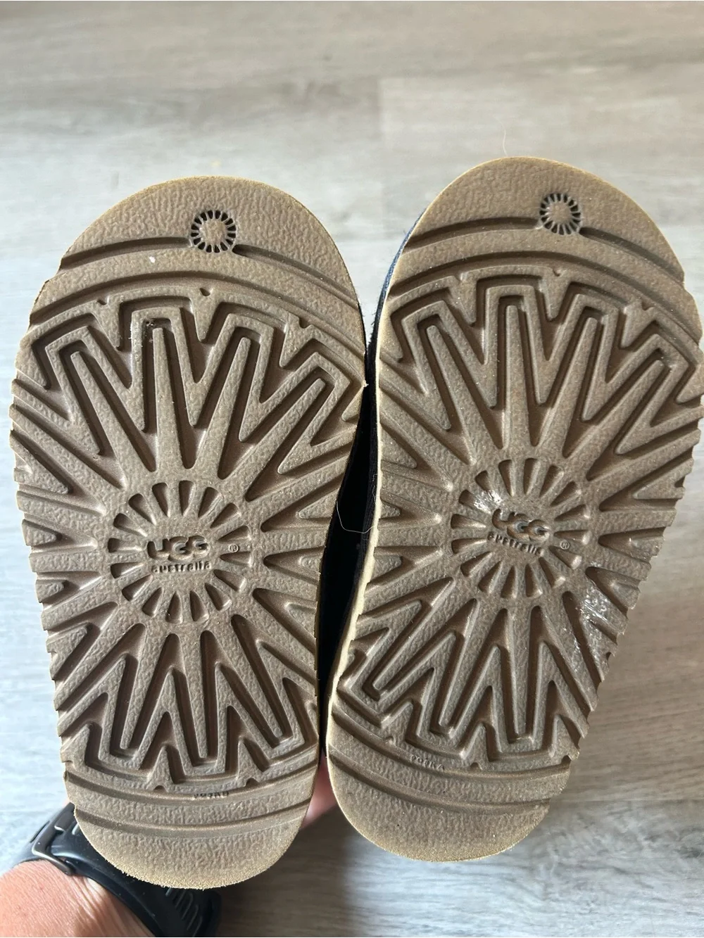 UGG soft navy